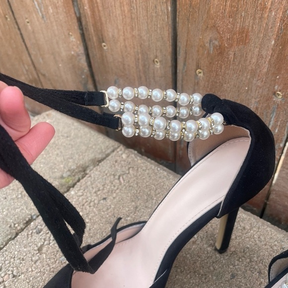 Women’s Black Suede Pointed Toe Stiletto Heel Pearl Bead Straps Shoe Size 39 - Picture 10 of 10